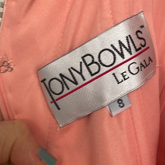 NEW Tony Bowls La Gala Evening Prom Gown Dress peach Sz 8 - Picture 8 of 10